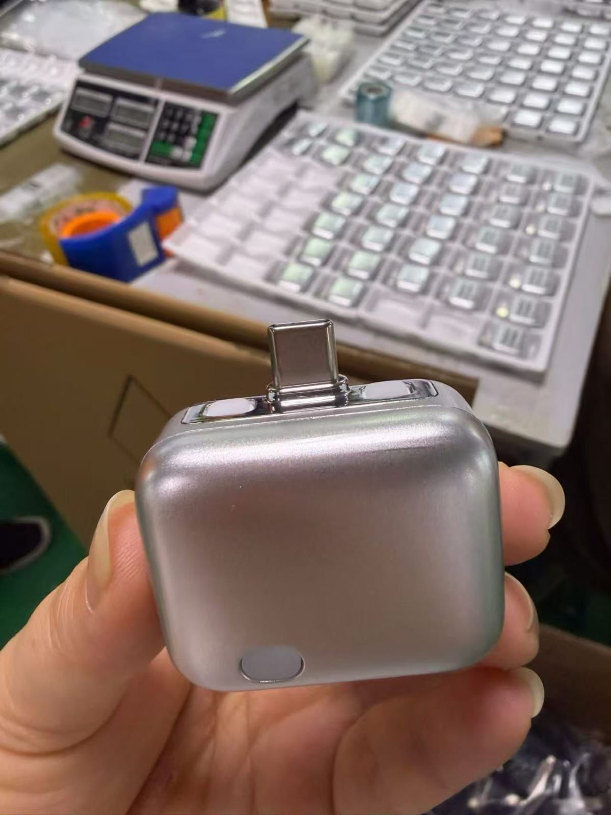 140W Automatic Charging Disconnector